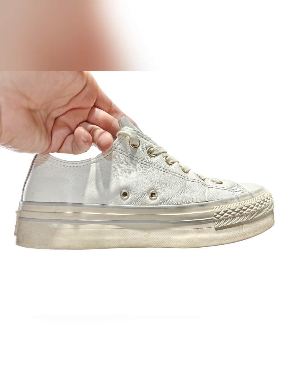 Converse Chuck Taylor's Women's White Low-Top Platform Sneakers